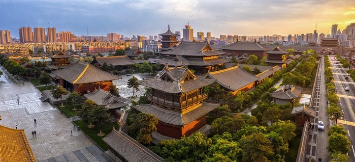 Huayan Temple