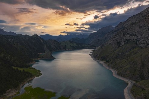 Großer und kleiner Drachenteich