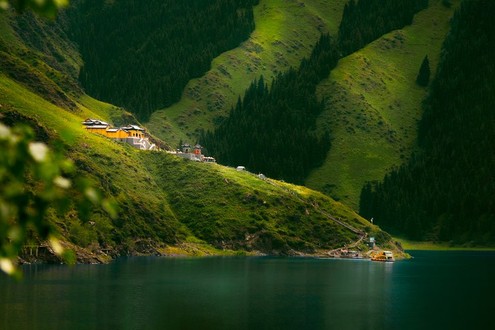 Tianshan Tianchi Scenic Spot