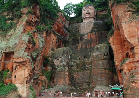 Leshan giant buddha