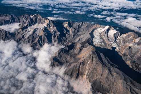 Yi-Dorf Haba Snow Mountain